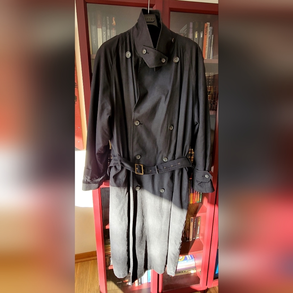 Nautica Trench Coat. Size 44T Extremely heavy and warm!!